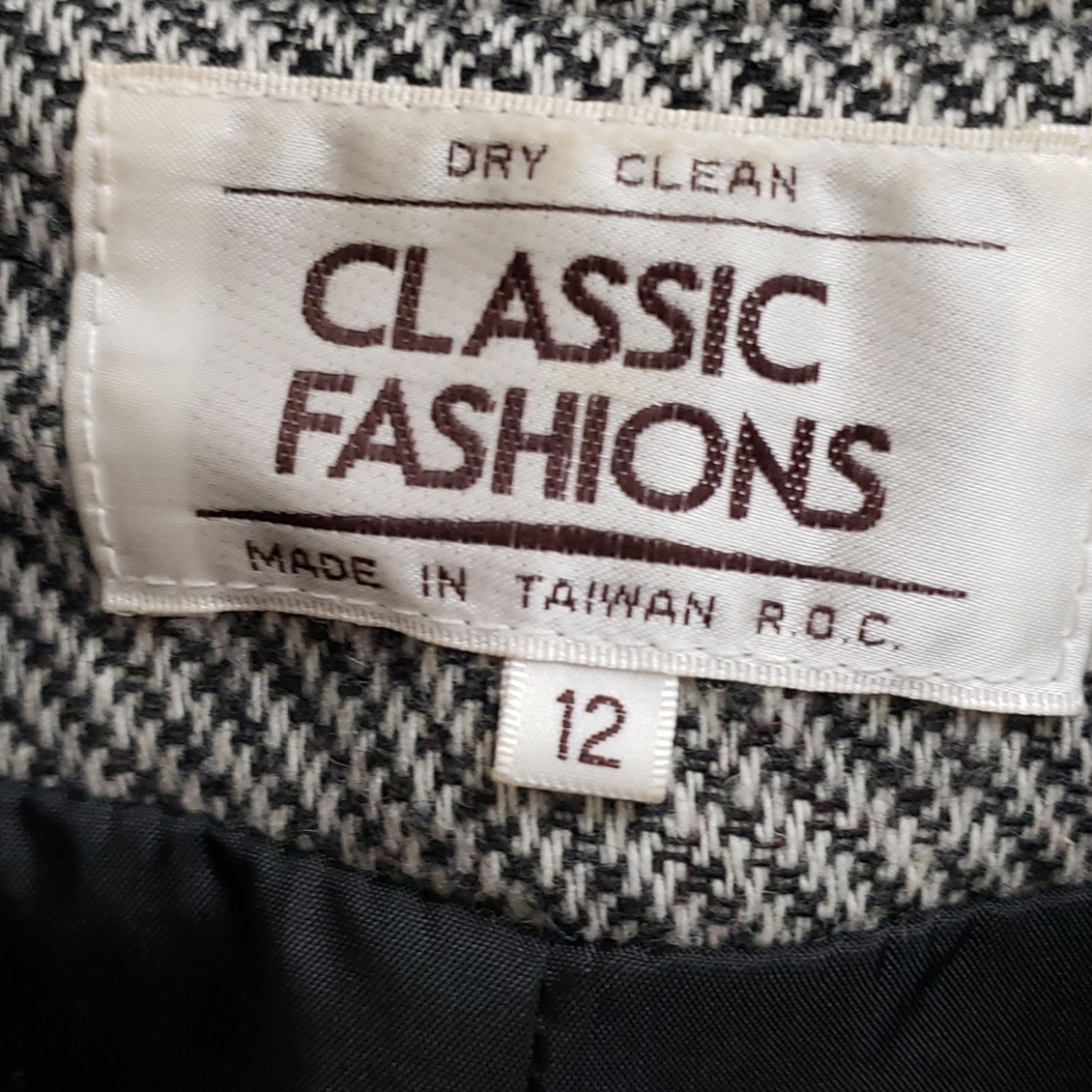 Jacket - Picture 2 of 6